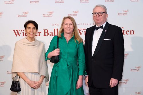 Maria Rescigno & Anita Ender (CeMM)