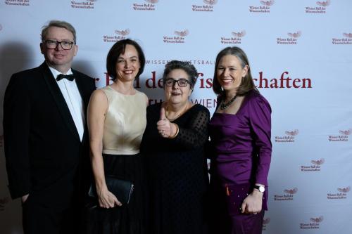 Sonja Hammerschmid (Abg.z.NR), Eva Blimlinger (Uniko) und Michaela Fritz (MedUni Wien)